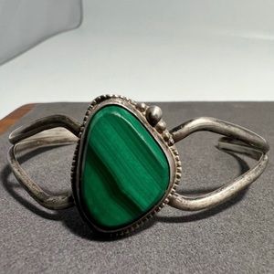 Vintage Native American Sterling Silver Malachite Cuff Bracelet Navajo Jewelry